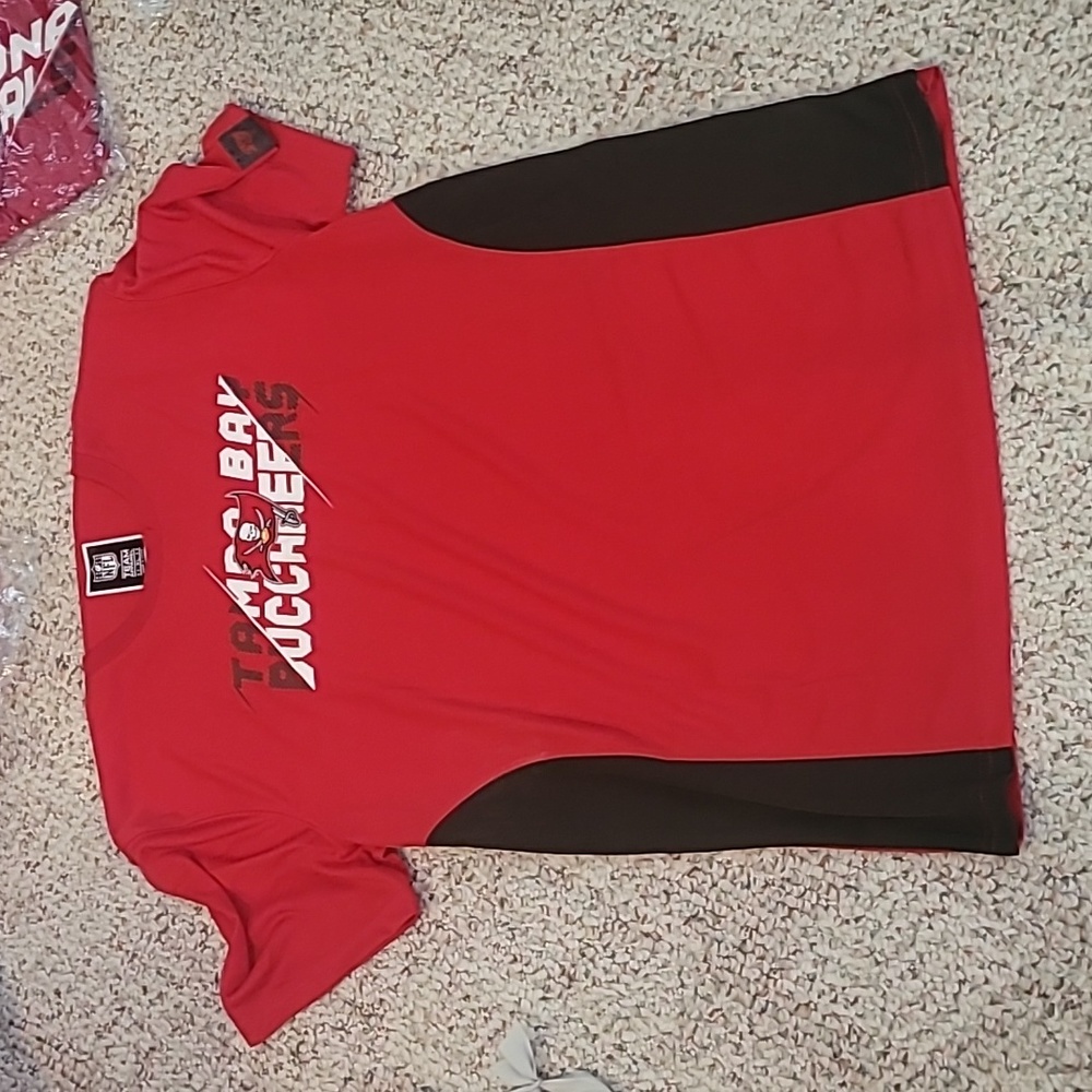 Tampa Bay buccaneers tshirt